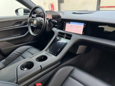 Porsche Taycan 4S (6)