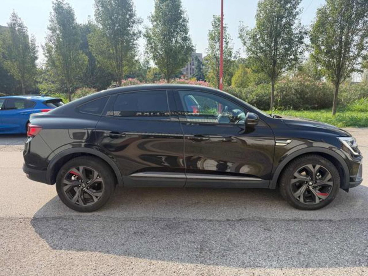 Renault Arkana E-Tech 145 CV R.S. Line (4)