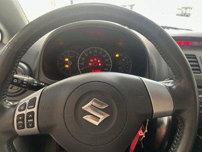 Suzuki SX4 16V Special (13)