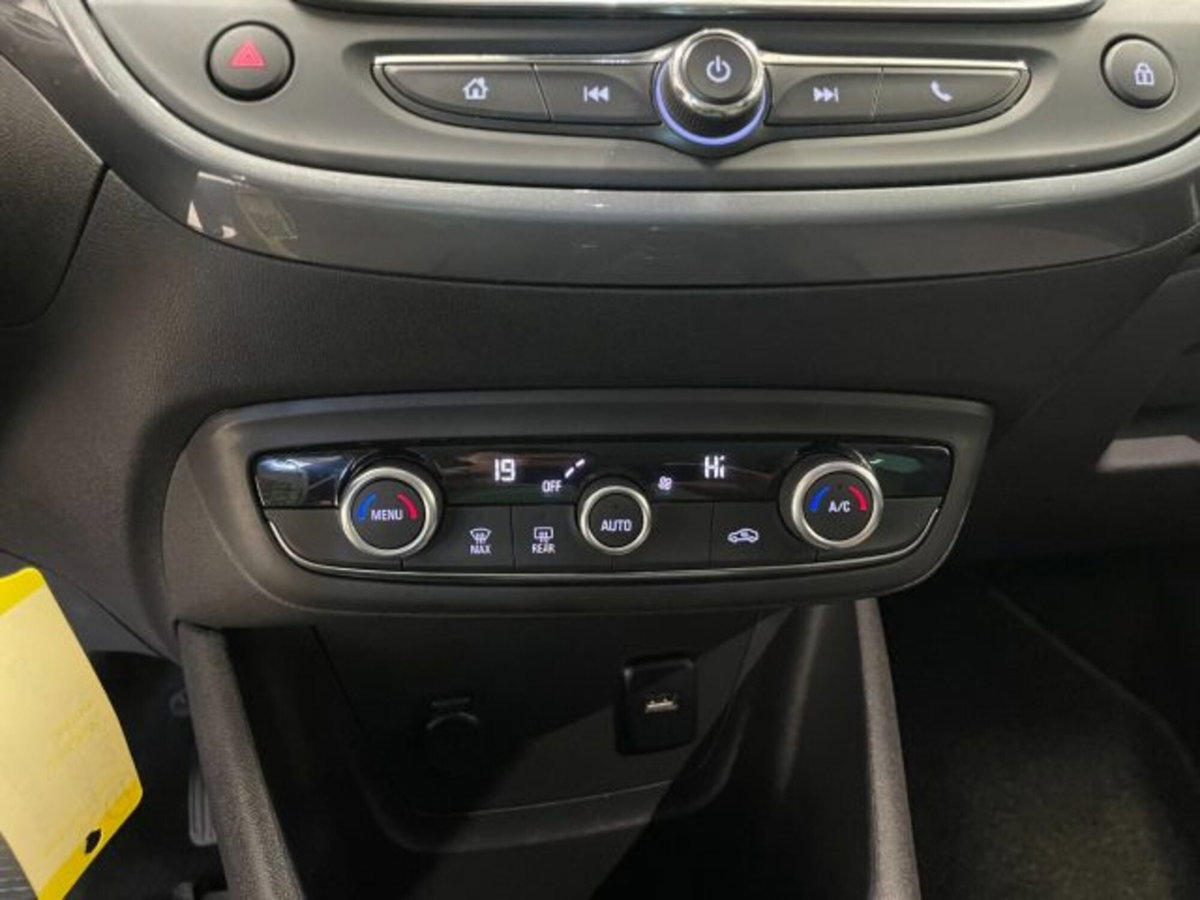 Opel Crossland 1.2 Elegance s&s 110cv (12)