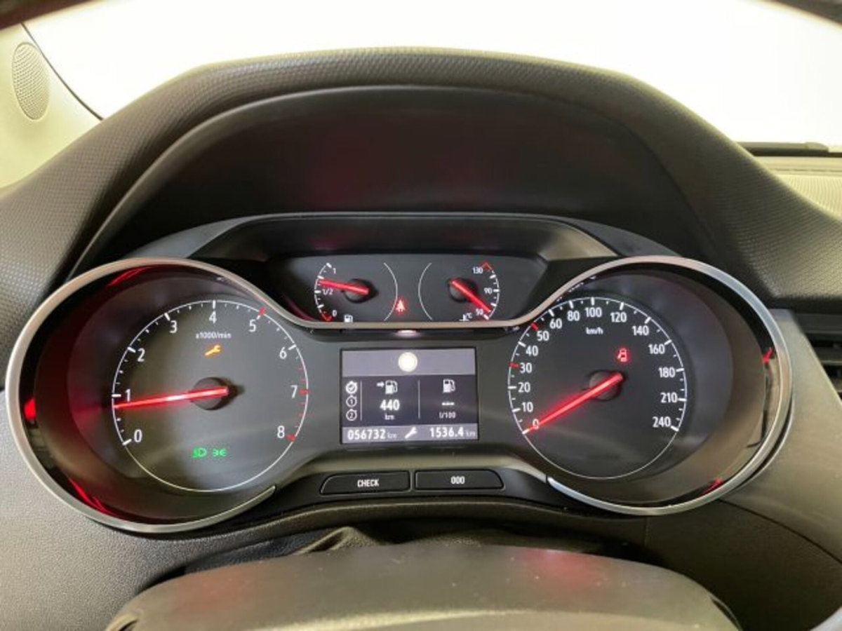 Opel Crossland 1.2 Elegance s&s 110cv (5)