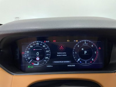 Land Rover Range Rover Velar 3.0D V6 275 CV R-Dynamic SE (5)