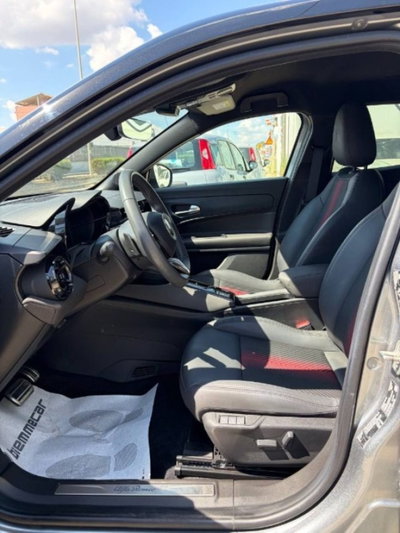 Alfa Romeo Junior 1.2 ibrida Speciale 145cv edct6 (13)