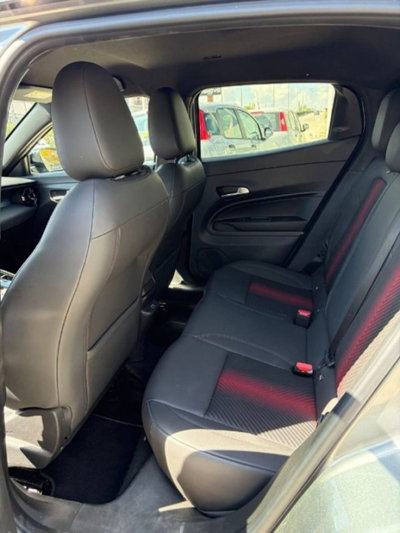 Alfa Romeo Junior 1.2 ibrida Speciale 145cv edct6 (16)