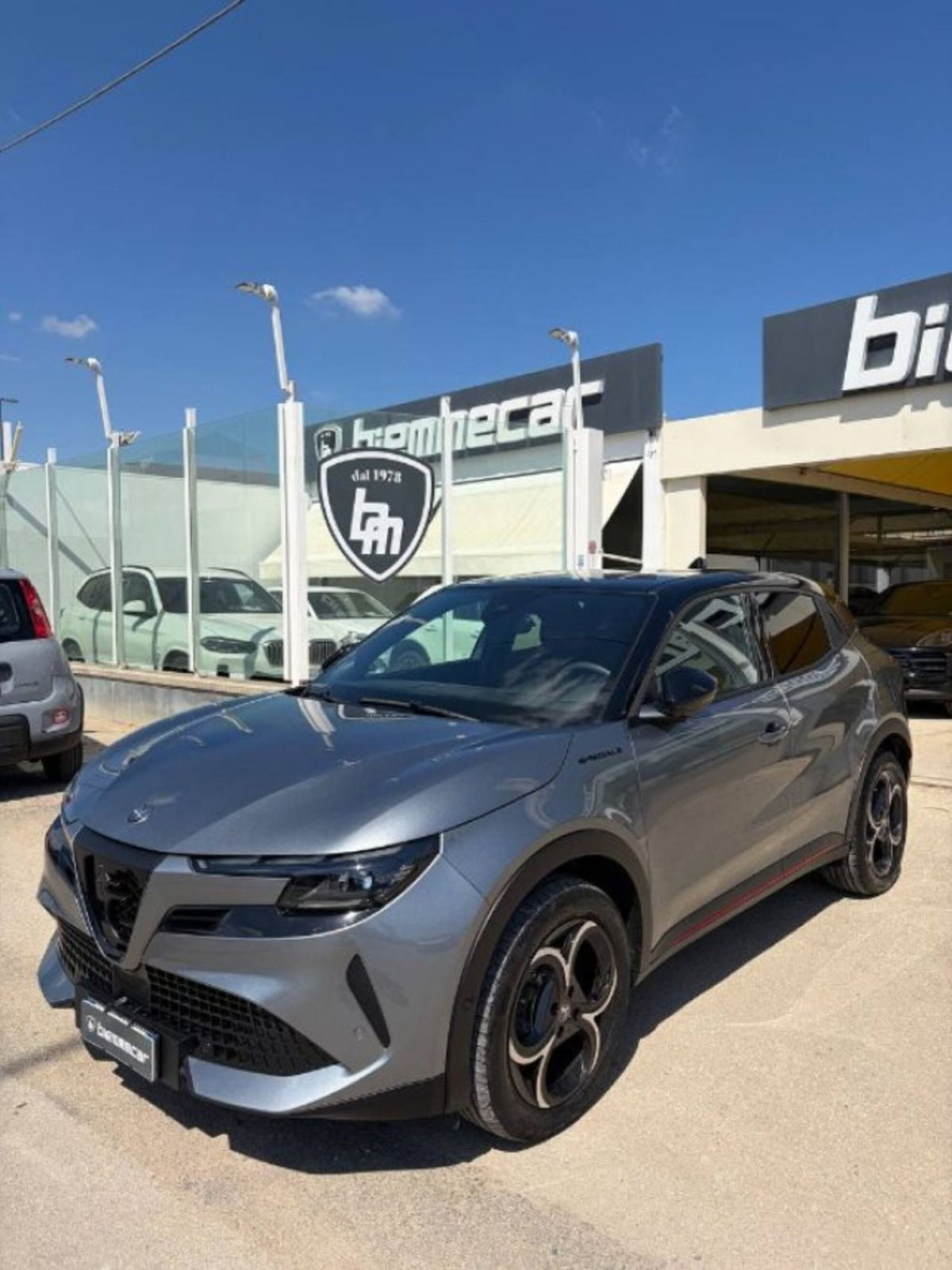 Alfa Romeo Junior 1.2 ibrida Speciale 145cv edct6 (4)