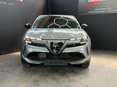 Alfa Romeo Junior 1.2 ibrida Q4 Intensa 145cv edct6 (2)