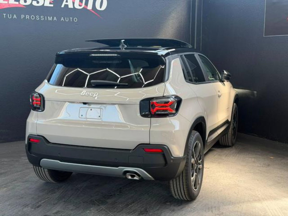 Jeep Avenger 1.2 turbo Summit fwd 100cv (5)