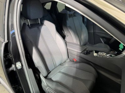 Peugeot 3008 BlueHDi 130 S&S EAT8 Allure Pack (17)
