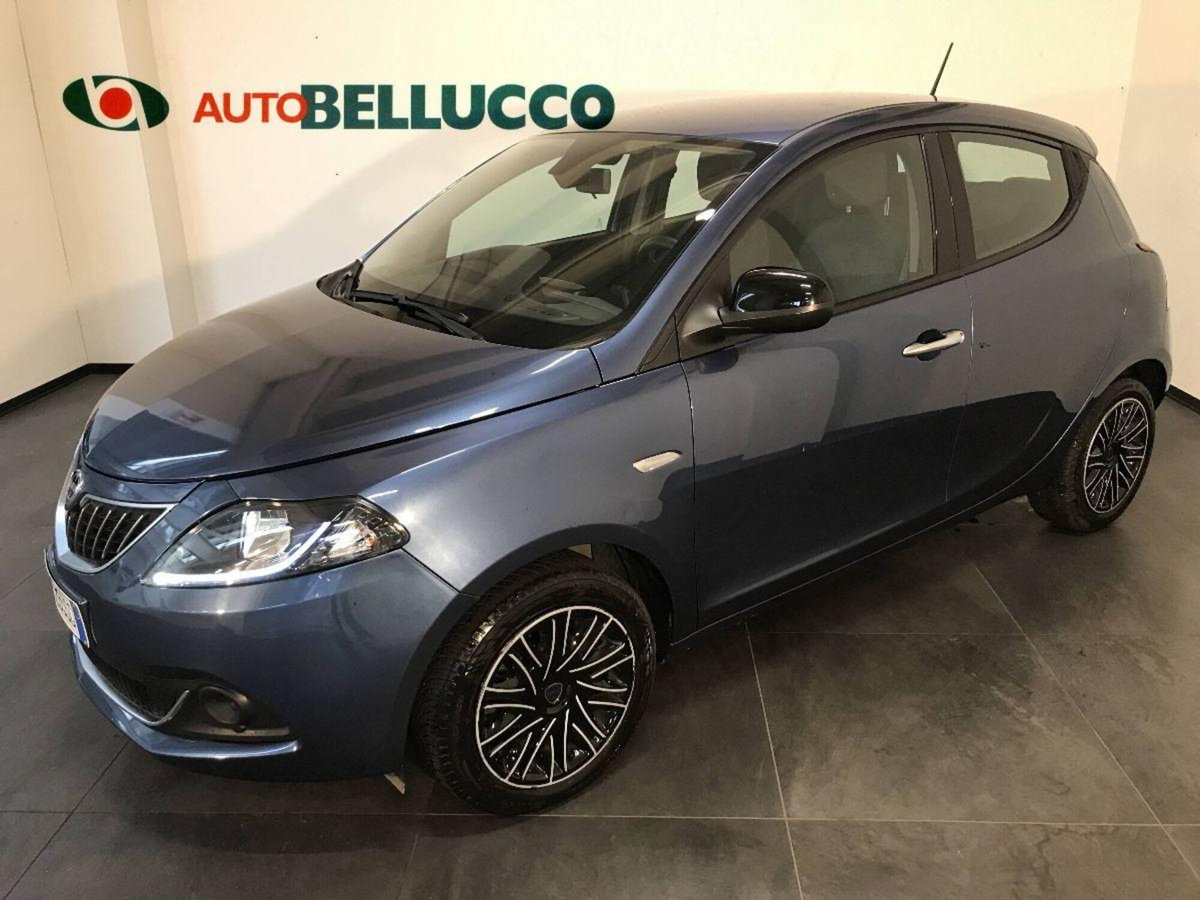 Lancia Ypsilon 1.0 FireFly 5 porte S&S Hybrid Gold Plus