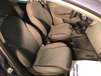 Lancia Ypsilon 1.0 FireFly 5 porte S&S Hybrid Gold Plus (12)