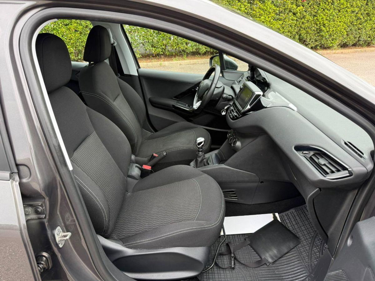 Peugeot 208 BlueHDi 100 Stop&Start 5 porte Active (11)