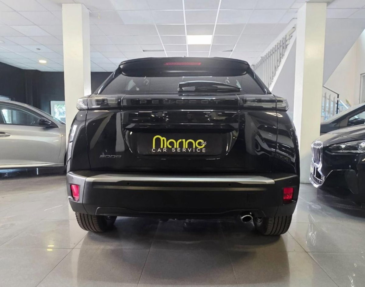 Peugeot 2008 BlueHDi 130 S&S EAT8 Allure Pack (7)