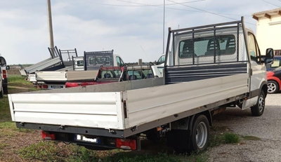 Iveco Daily Telaio 35C12 2.3 Hpi PC-RG Cabinato (4)