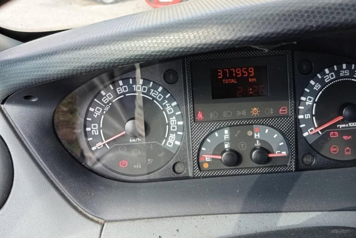 Iveco Daily Telaio 35C12 2.3 Hpi PC-RG Cabinato (5)