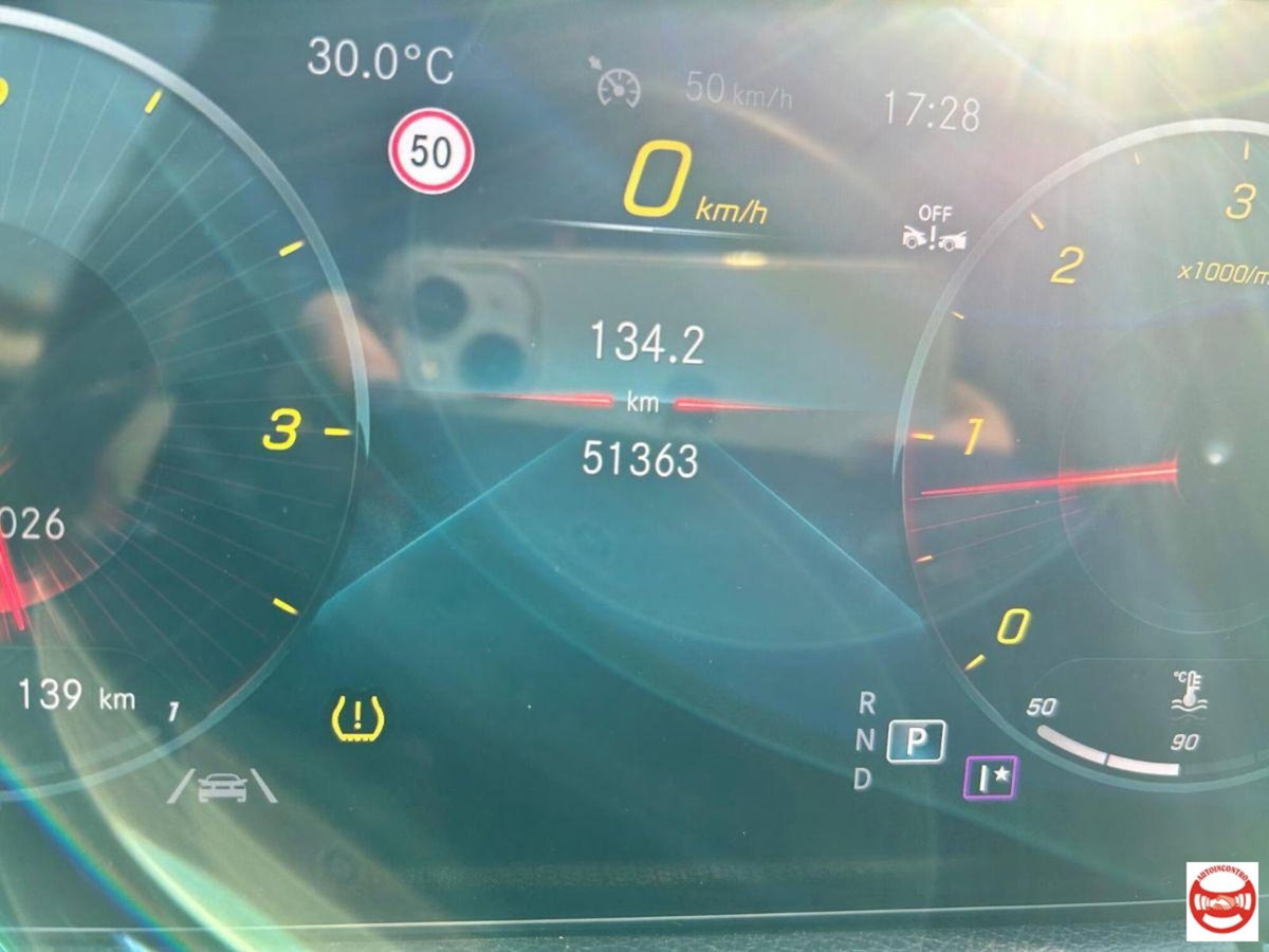 Mercedes-Benz GLA SUV 200 d Automatic Premium (13)