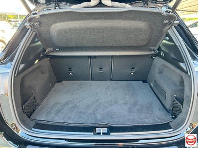 Mercedes-Benz GLA SUV 200 d Automatic Premium (19)