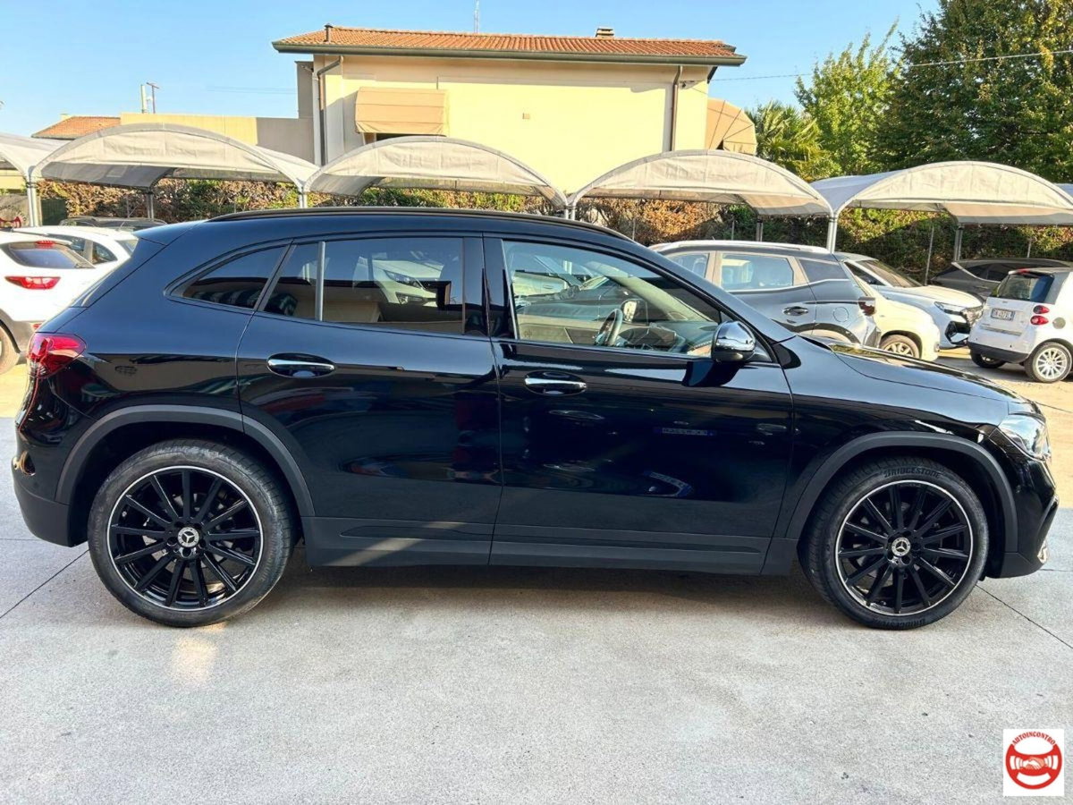 Mercedes-Benz GLA SUV 200 d Automatic Premium (6)