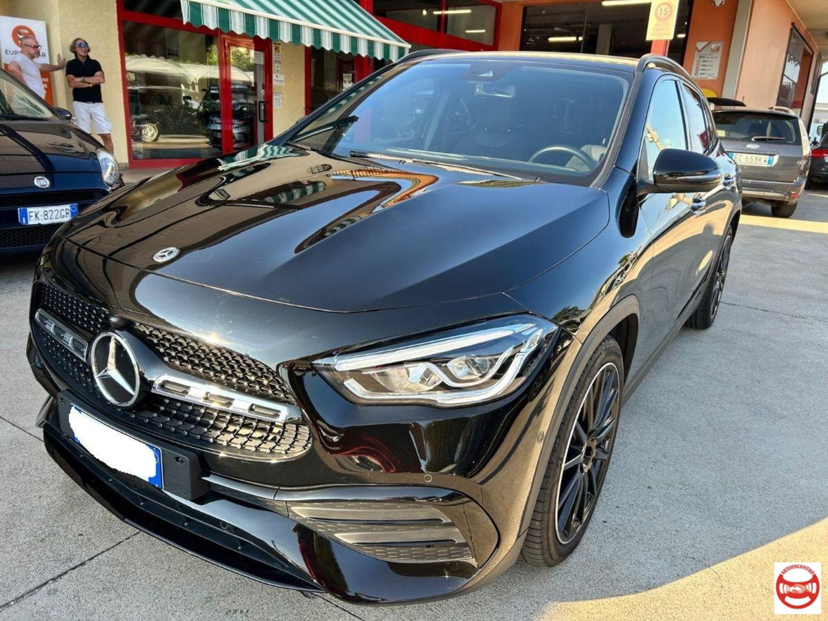 Mercedes-Benz GLA SUV 200 d Automatic Premium (9)