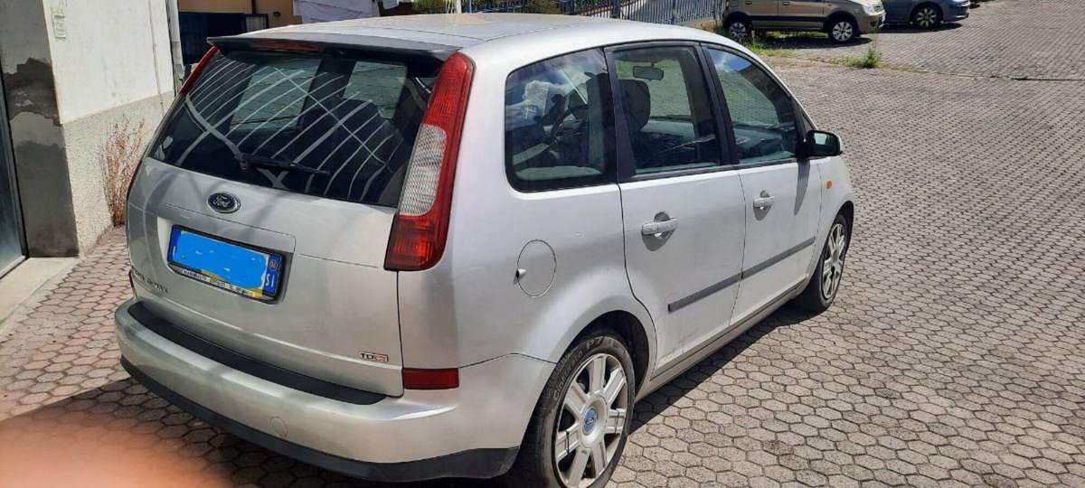Ford C-Max 1.6 125CV Titanium (4)
