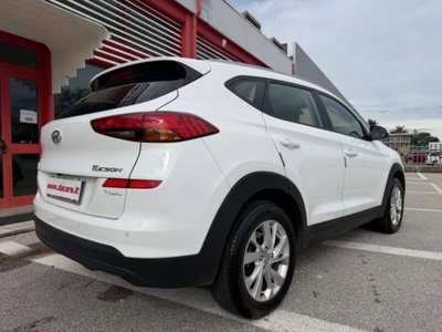 Hyundai Tucson 1.6 crdi Xtech 2wd (12)