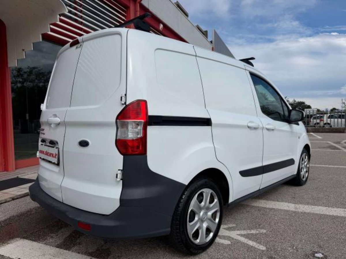 Ford Transit Courier 1.5 TDCi 75CV  Trend (11)