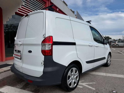 Ford Transit Courier 1.5 TDCi 75CV  Trend (11)