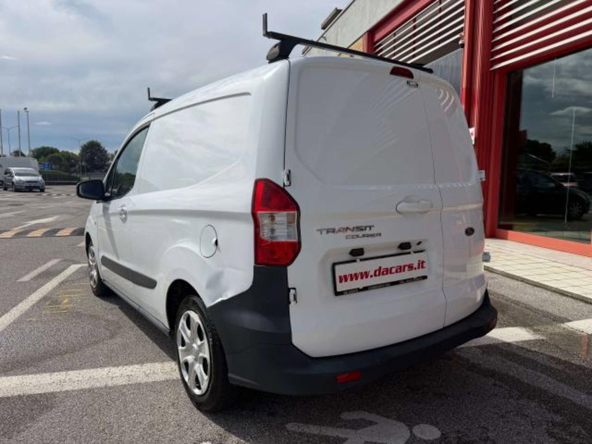 Ford Transit Courier 1.5 TDCi 75CV  Trend (5)