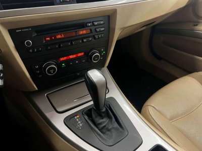 BMW Serie 3 Touring 320d xDrive (14)