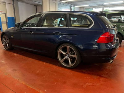 BMW Serie 3 Touring 320d xDrive (3)