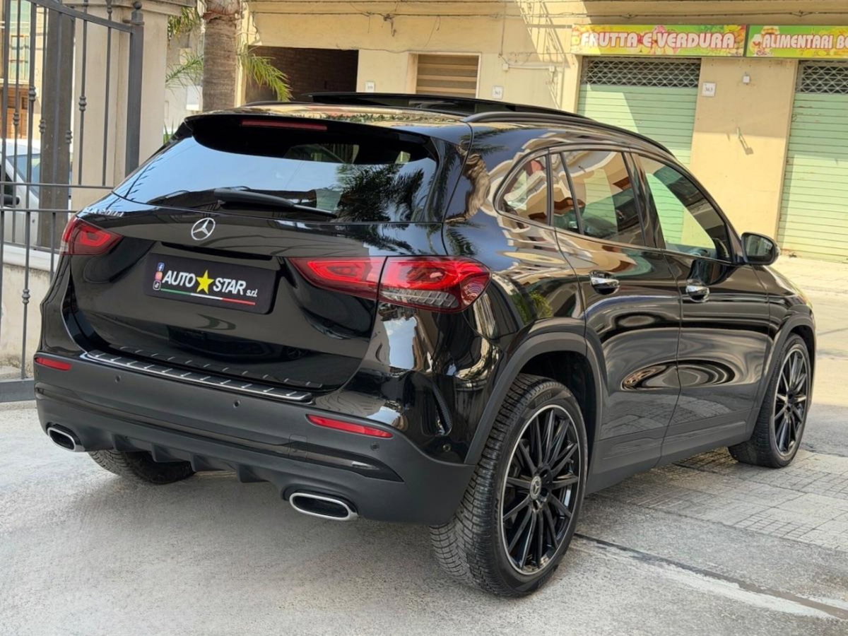Mercedes-Benz GLA SUV 200 d Automatic Premium (10)