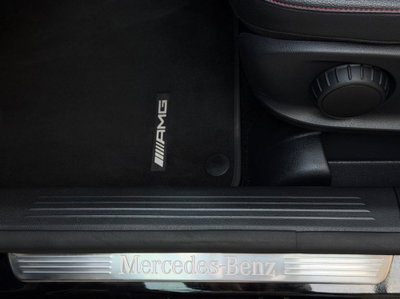 Mercedes-Benz GLA SUV 200 d Automatic Premium (14)
