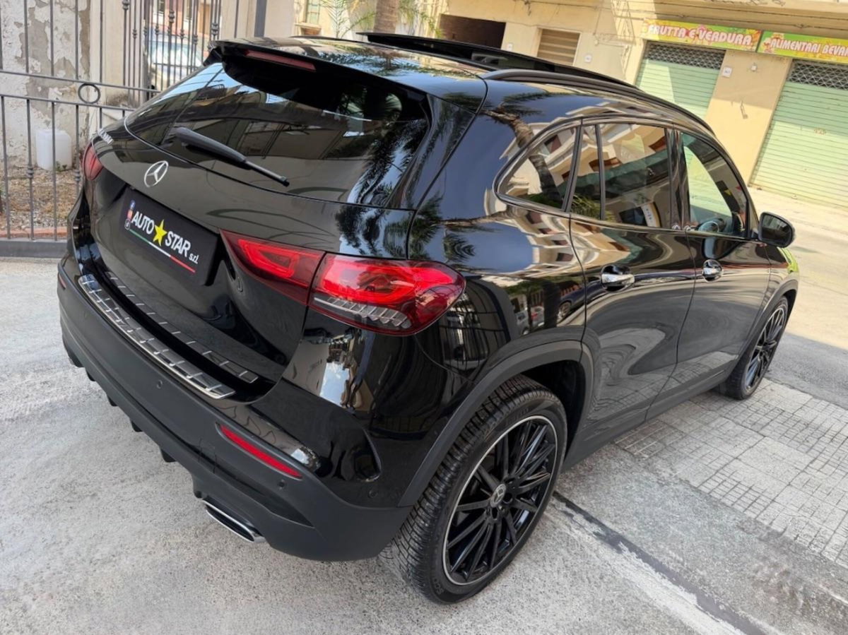Mercedes-Benz GLA SUV 200 d Automatic Premium (9)