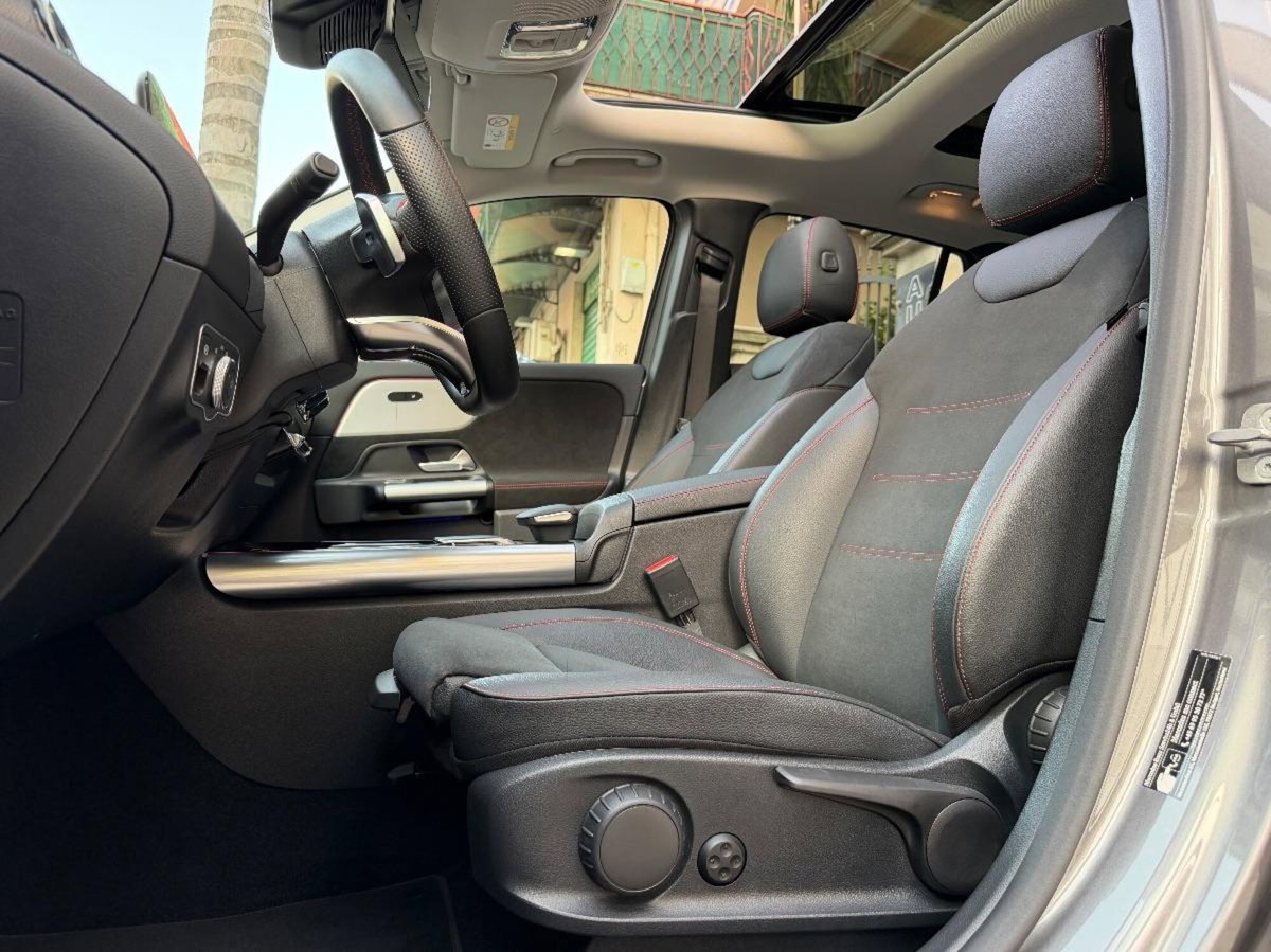 Mercedes-Benz Classe B 200 d Automatic 4Matic Premium (16)