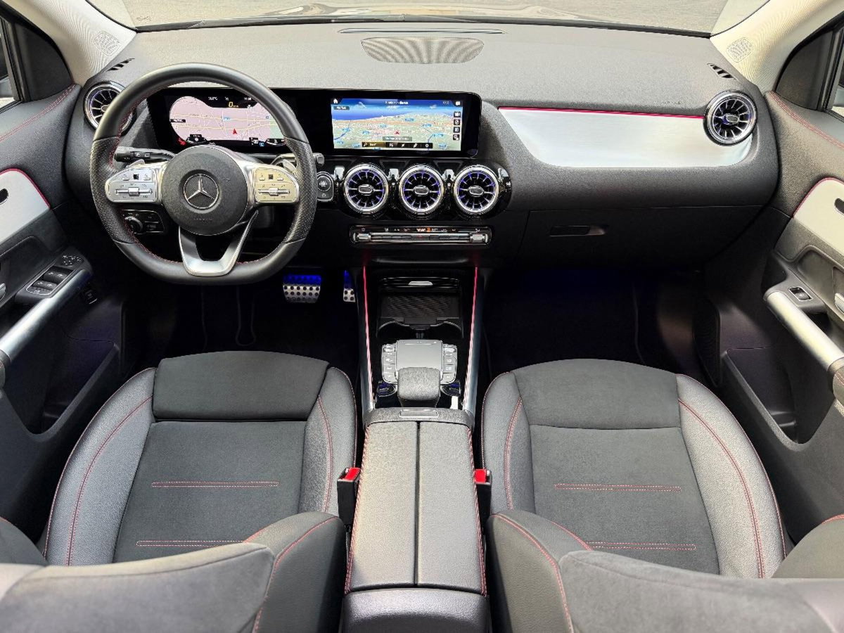 Mercedes-Benz Classe B 200 d Automatic 4Matic Premium (17)