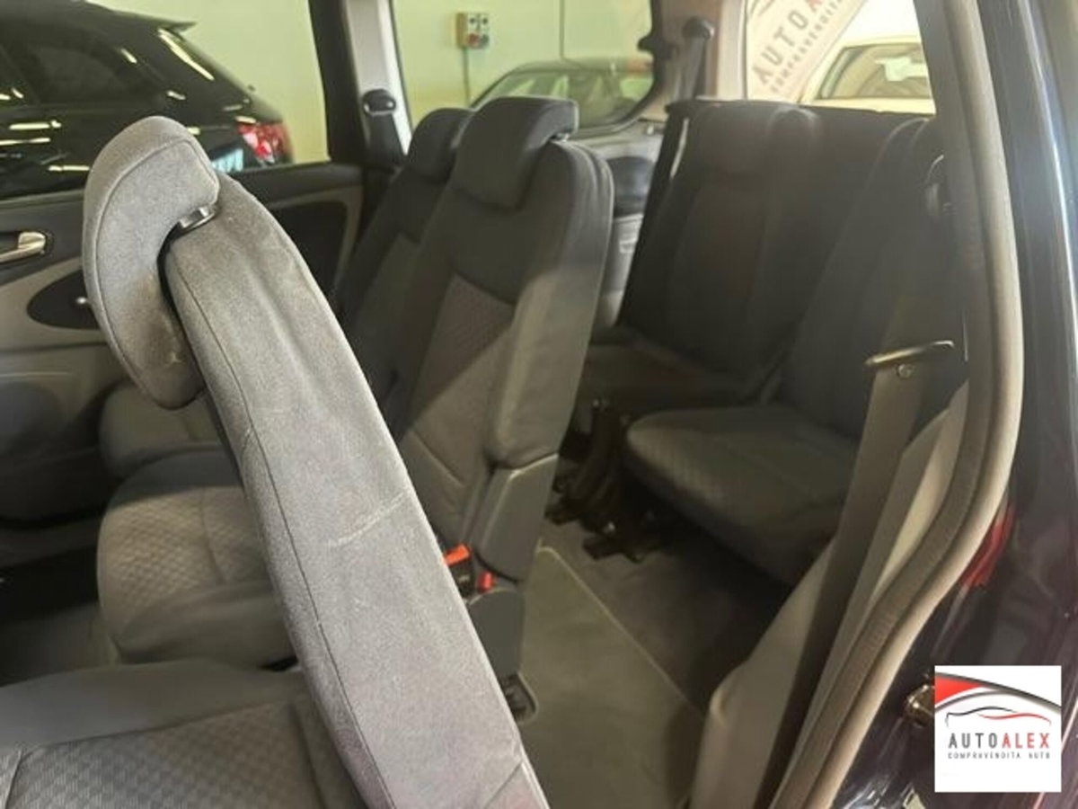 Ford Galaxy 2.0 TDCi 115 CV DPF Titanium (20)