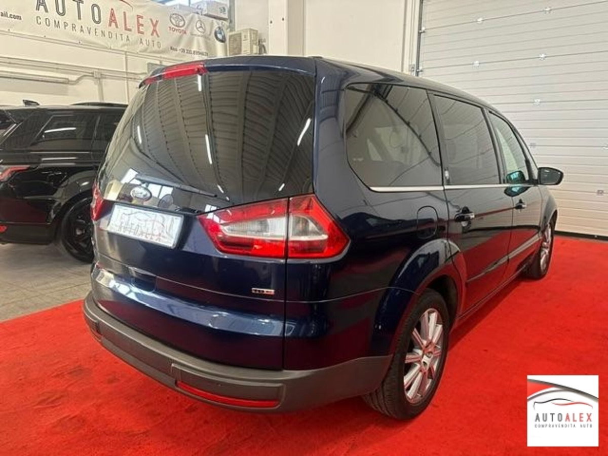 Ford Galaxy 2.0 TDCi 115 CV DPF Titanium (6)