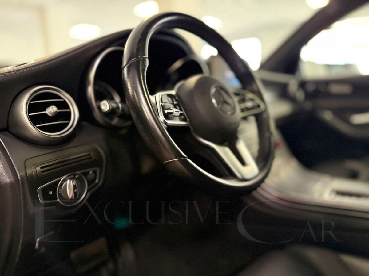 Mercedes-Benz GLC SUV 220 d 4Matic Exclusive (19)