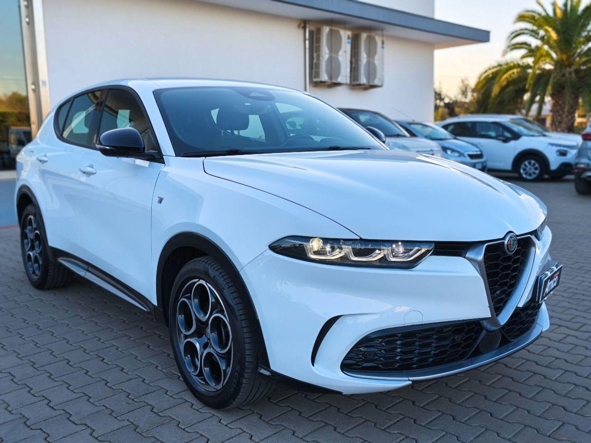 Alfa Romeo Tonale 1.6 Veloce 130cv tct6 (4)