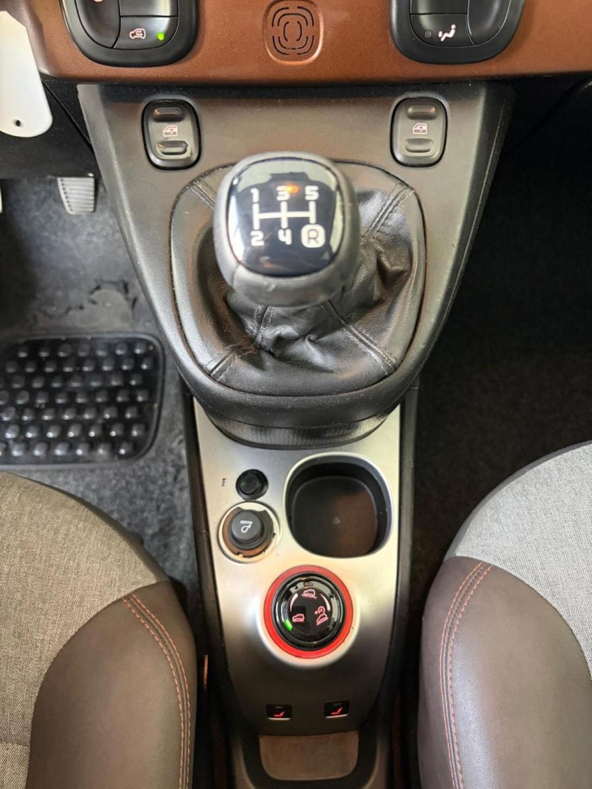 Fiat Panda 1.3 MJT 95 CV S&S 4x4 (13)