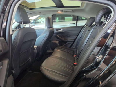 Ford Focus 1.0 EcoBoost 125 CV 5p. Vignale (9)