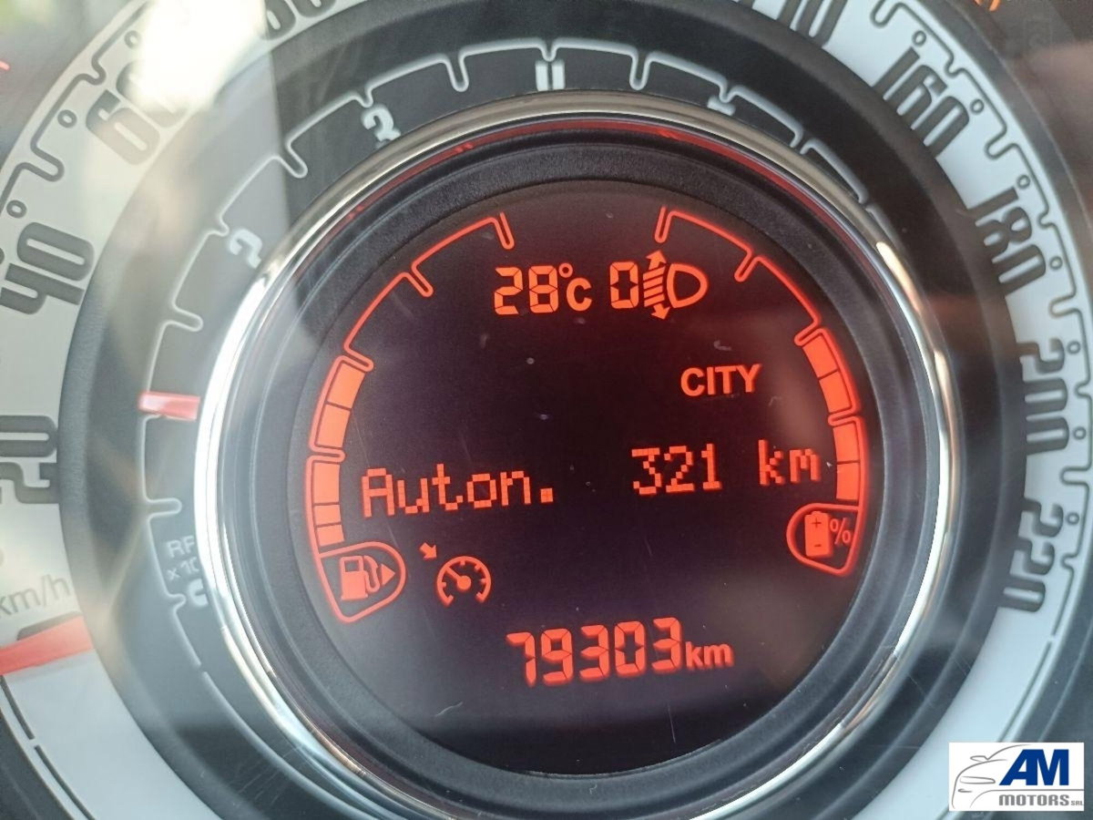 Fiat 500 1.0 Hybrid Club (15)
