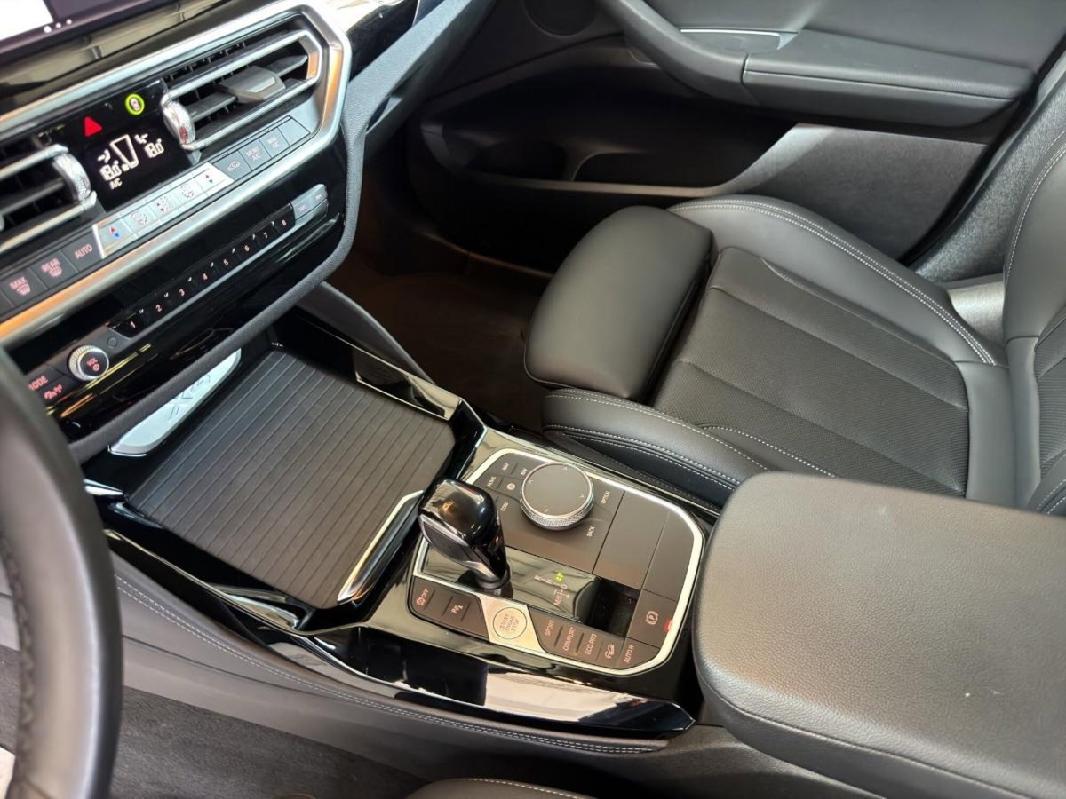 BMW X4 xdrive20d mhev 48V auto (15)