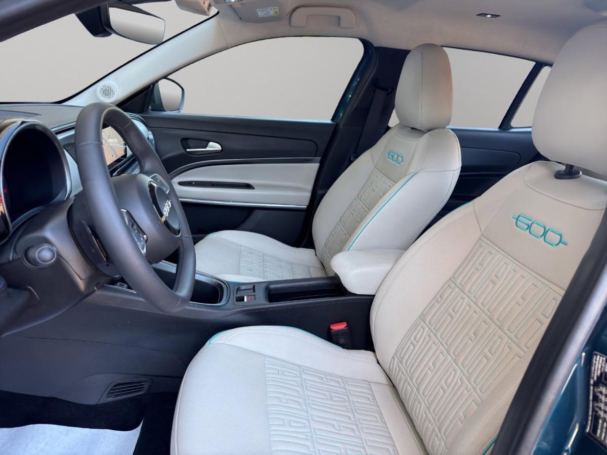 Fiat 600 1.2 hybrid La Prima 110cv auto (17)