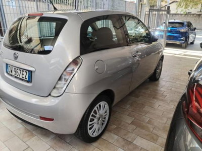 Lancia Ypsilon 1.2 New Oro (5)