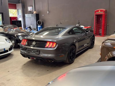 Ford Mustang Coupé Fastback 5.0 V8 aut. GT (4)