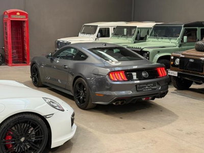 Ford Mustang Coupé Fastback 5.0 V8 aut. GT (6)