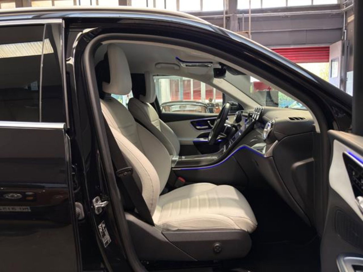 Mercedes-Benz GLC 220 d 4Matic Mild Hybrid AMG Advanced Plus (13)
