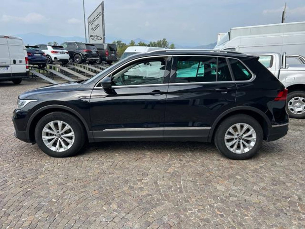 Volkswagen Tiguan 2.0 TDI 150 CV SCR DSG 4MOTION Life (3)