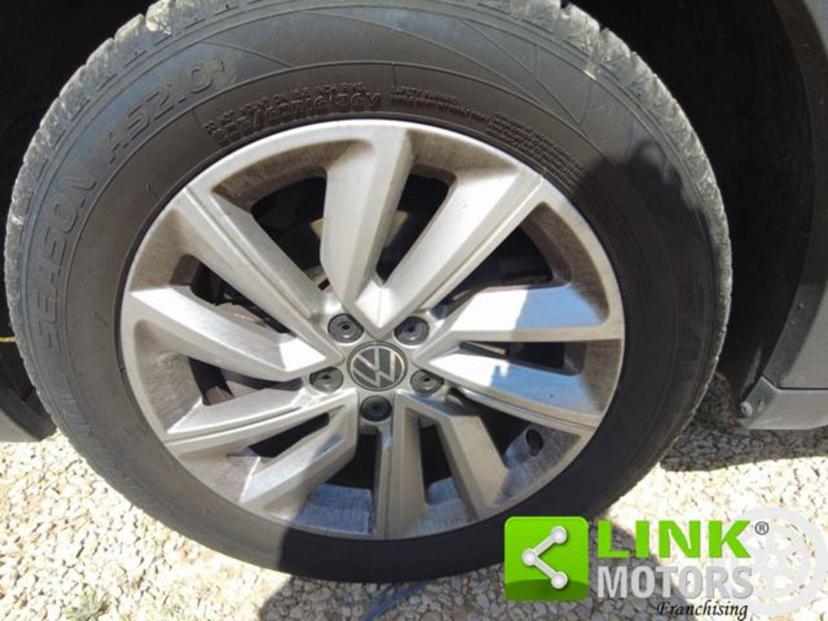 Volkswagen T-Cross 1.0 TSI 110 CV DSG Style (3)