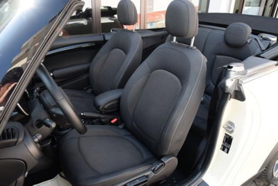 MINI Mini Cabrio 1.5 One Cabrio (11)
